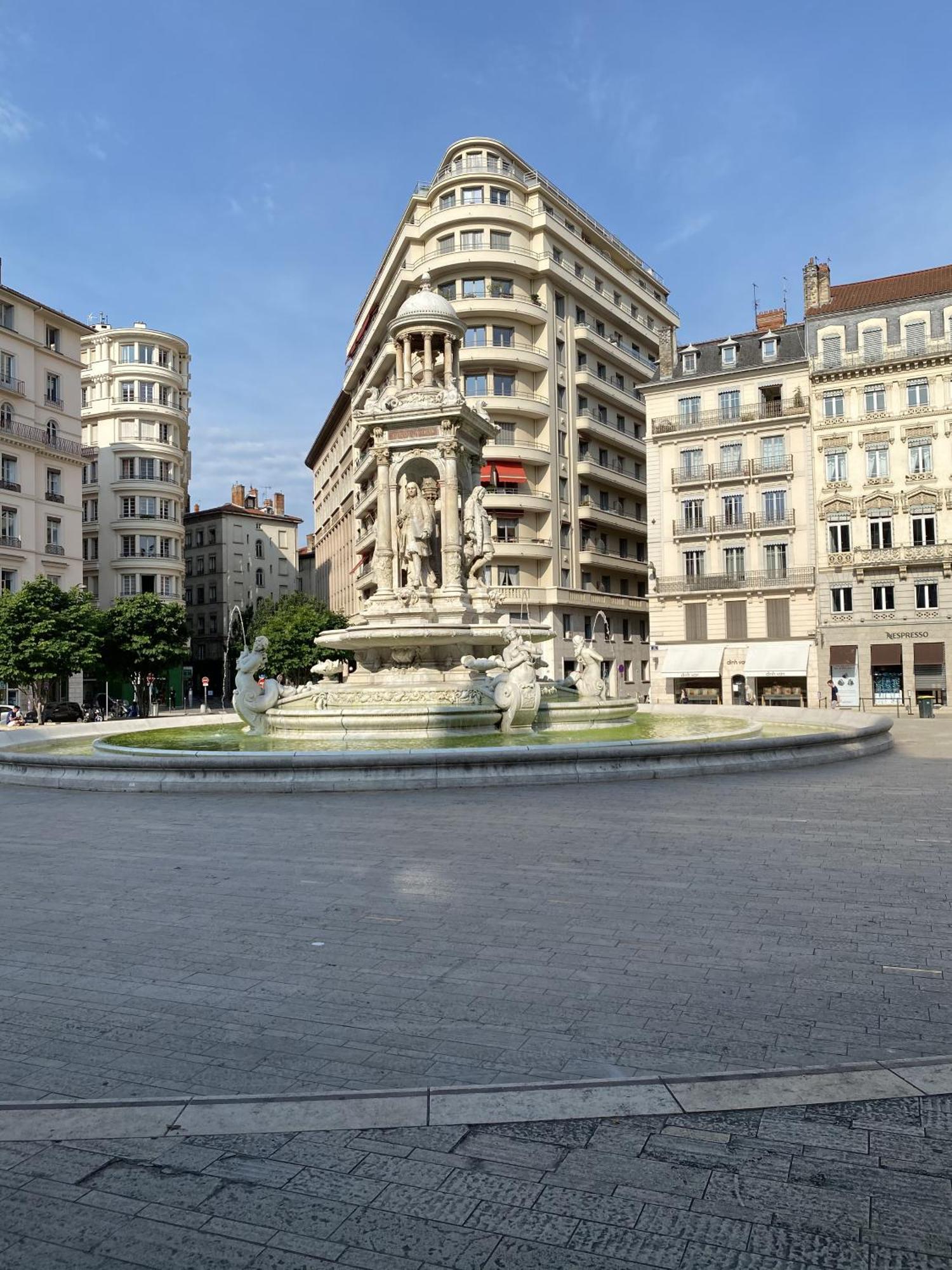 Appartement De Standing Pour 6 Refait A Neuf Lyon Bagian luar foto